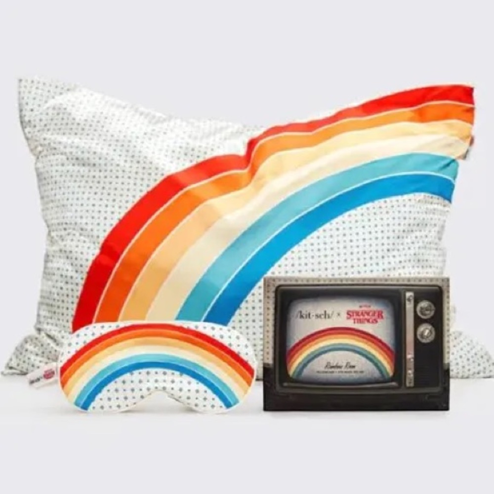 Kitsch x Stranger Things Rainbow Room Set